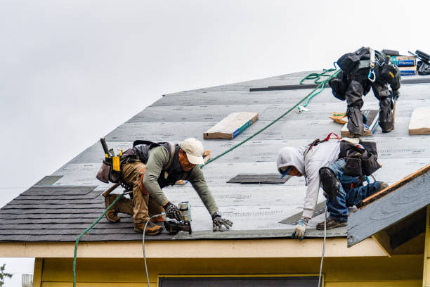 Professional Gutter Installation technician working in Salina, OK